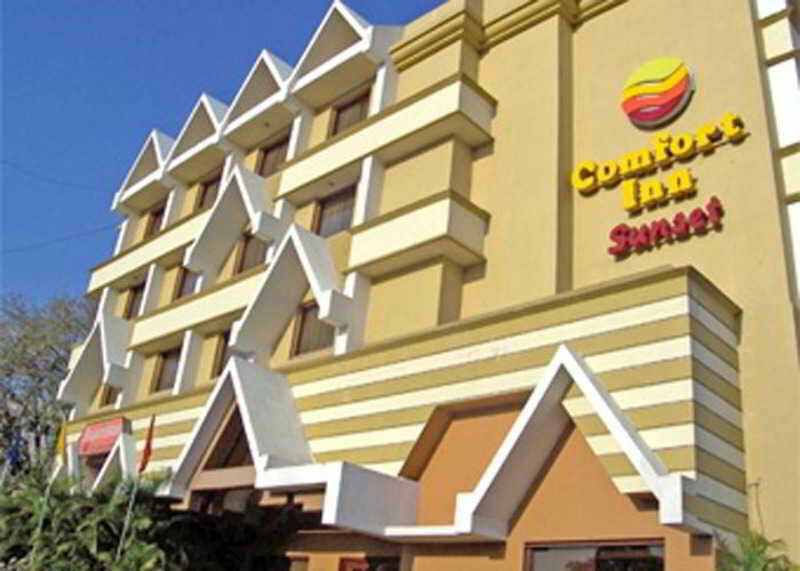 Comfort Inn Sunset Ahmedabad Extérieur photo
